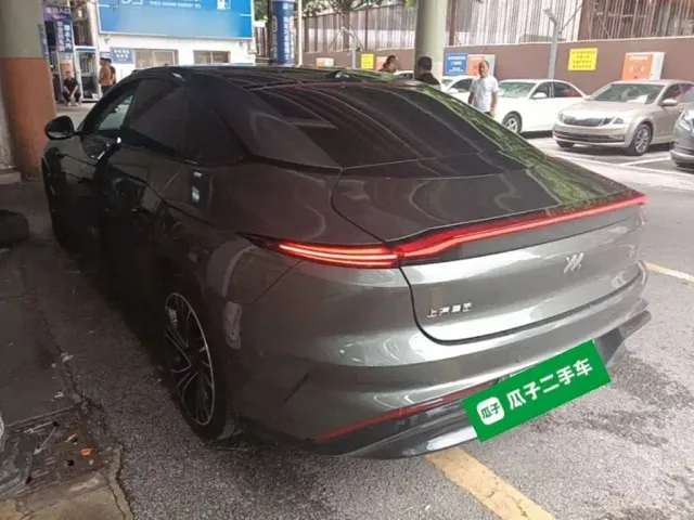 IM Motors L7 — Фото автомобиля 22