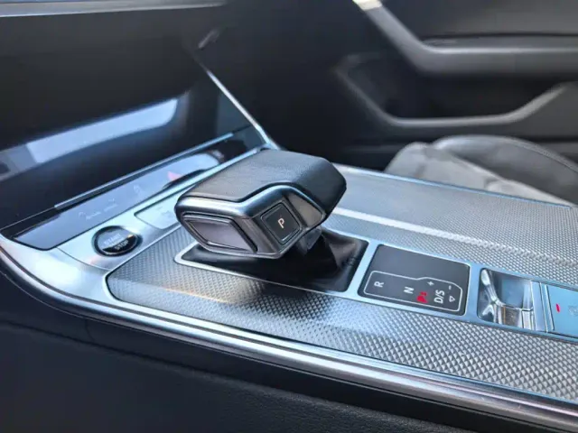 Audi A6L — Фото автомобиля 13