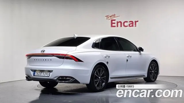 Фотография автомобиля — Hyundai Grandeur Grandeur (New)