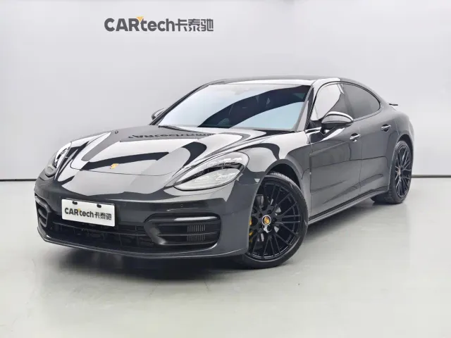 Porsche Panamera — Фото автомобиля 2