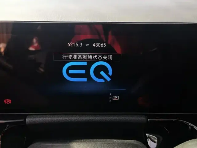 Mercedes-Benz EQA — Фото автомобиля 13