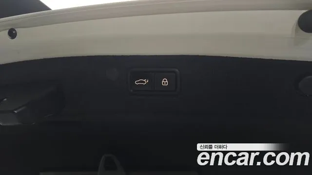 Hyundai Grandeur Grandeur (New) Hybrid — Фото автомобиля 26