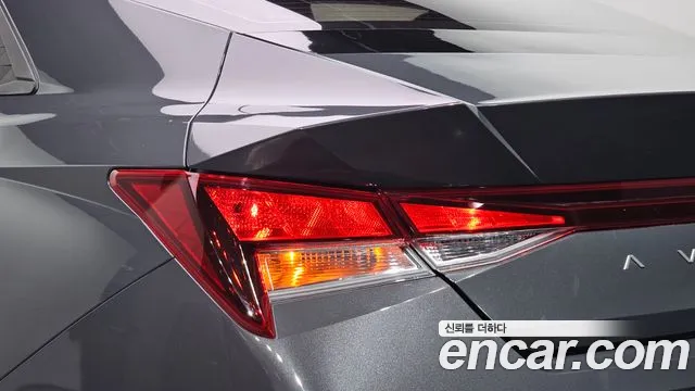 Hyundai AVANTE Новый Avante (CN7) — Фото автомобиля 23