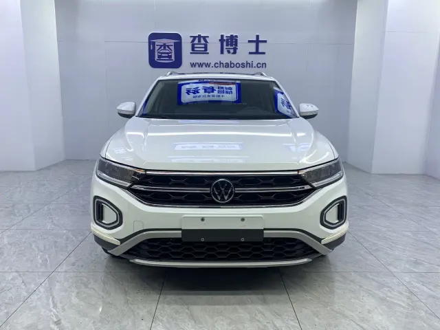 Volkswagen T-Roc — Фото автомобиля 2