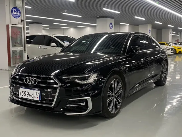 Фотография автомобиля — Audi A6L