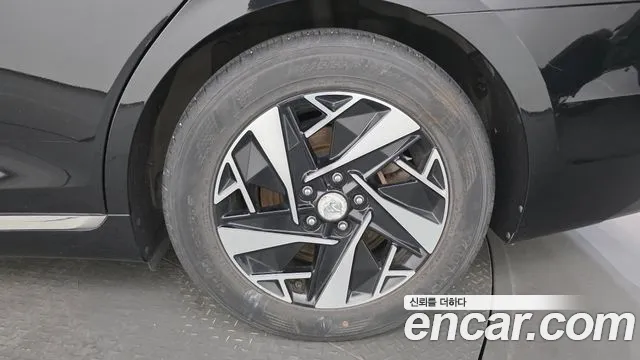 Hyundai Grandeur — Фото автомобиля 21