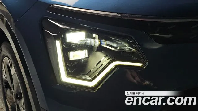Kia Niro — Фото автомобиля 7
