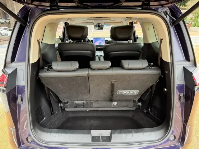 GAC Trumpchi Trumpchi E8 NEV 2024 Model 150km MAX — Фото автомобиля 16