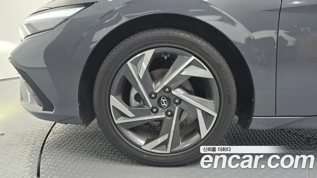 Hyundai AVANTE Новый Avante (CN7) — Фото автомобиля 5