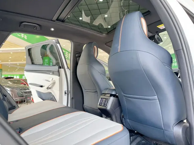BYD Song PLUS — Фото автомобиля 10