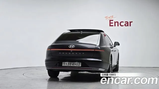 Hyundai Grandeur GN7 — Фото автомобиля 4