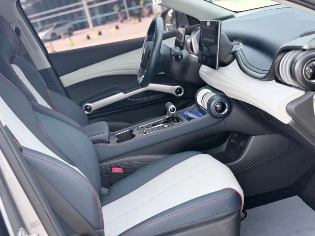 BYD Yuan PLUS — Фото автомобиля 12
