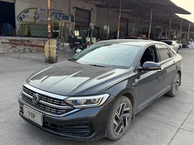 Фотография автомобиля — Volkswagen Sagitar