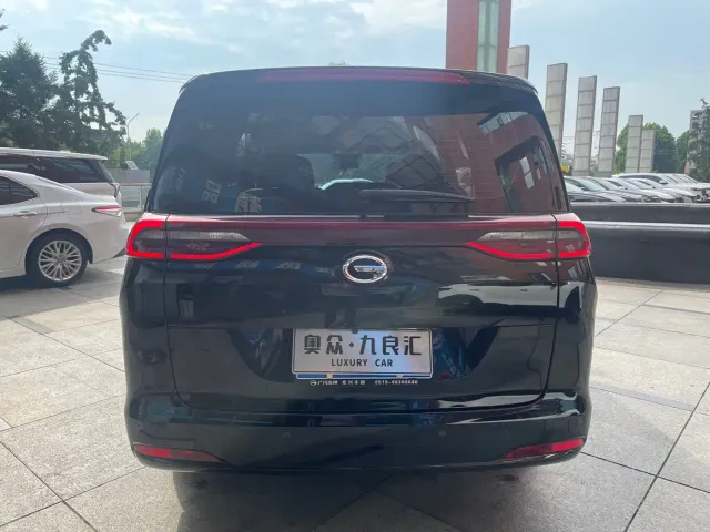 GAC Trumpchi M6 — Фото автомобиля 7