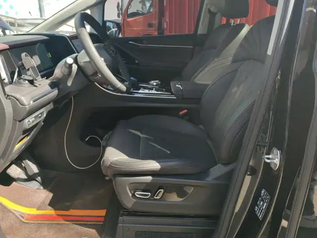 GAC Trumpchi M8 — Фото автомобиля 9