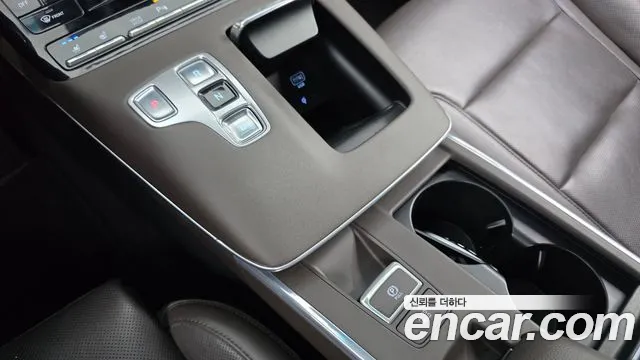 Hyundai Grandeur Новый Grandeur IG — Фото автомобиля 9