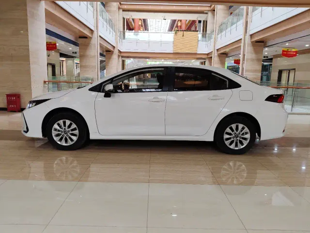 Toyota Corolla — Фото автомобиля 3