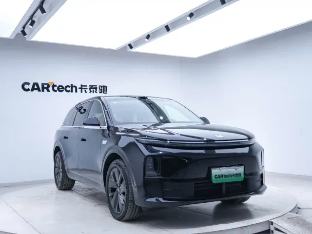 Li Auto L6 — Фото автомобиля 5