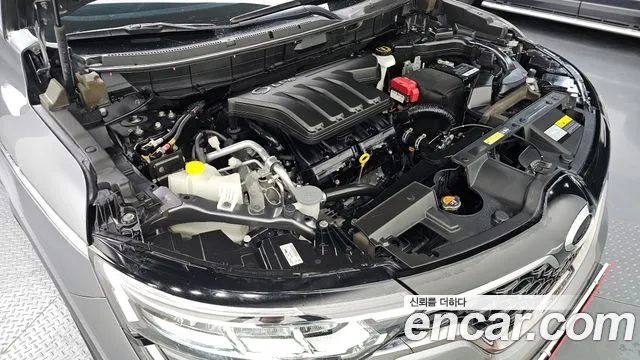 Renault-KoreaSamsung QM6 Новый QM6 2.0 LPe RE Signature 2WD — Фото автомобиля 6
