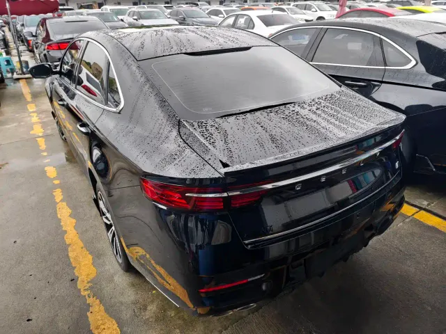 Geely Xingrui — Фото автомобиля 11