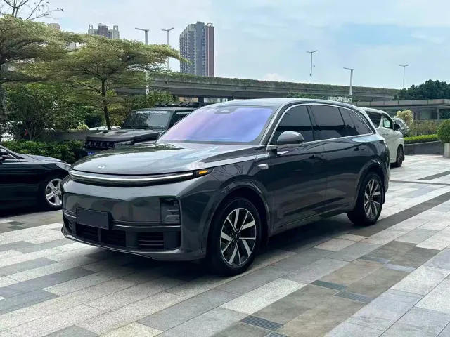 Фотография автомобиля — Li Auto L7