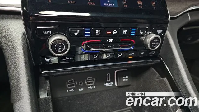Jeep Cherokee Grand Cherokee(WL) L 3.6 Overland — Фото автомобиля 25