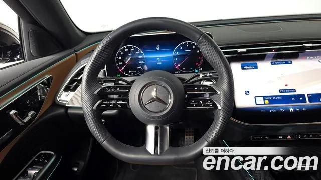 Mercedes-Benz E-Class W214 — Фото автомобиля 19
