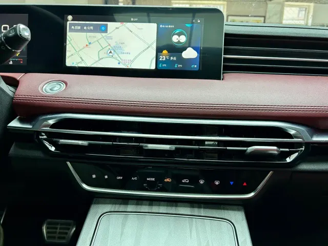 Jetour X70 Plus — Фото автомобиля 11