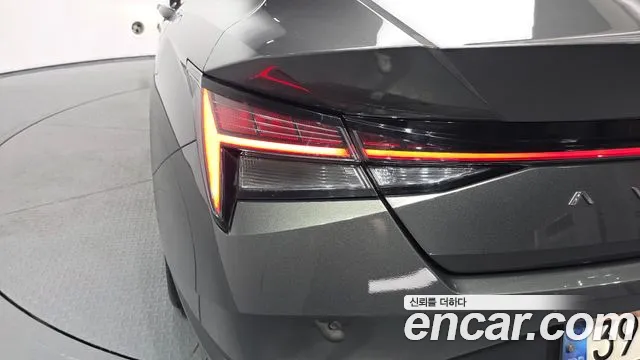 Hyundai AVANTE Inspiration — Фото автомобиля 23