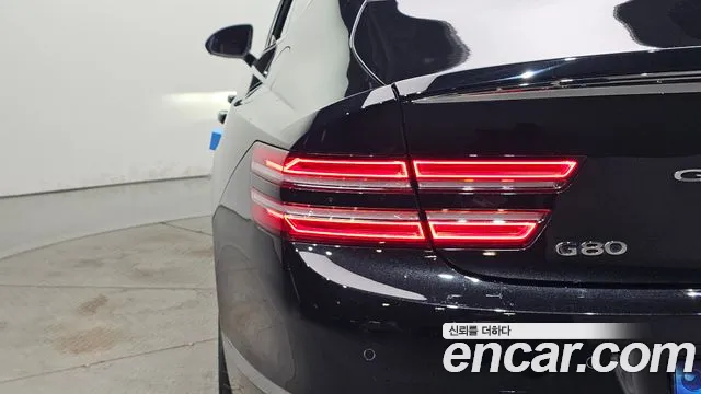 Genesis G80 RG3 — Фото автомобиля 8