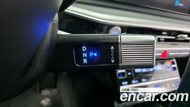 Hyundai Grandeur GN7 — Фото автомобиля 12