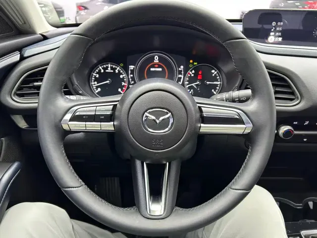 Mazda CX-30 — Фото автомобиля 12