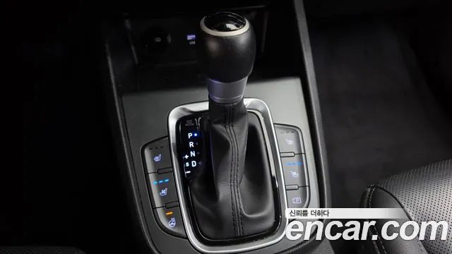 Hyundai Kona — Фото автомобиля 9
