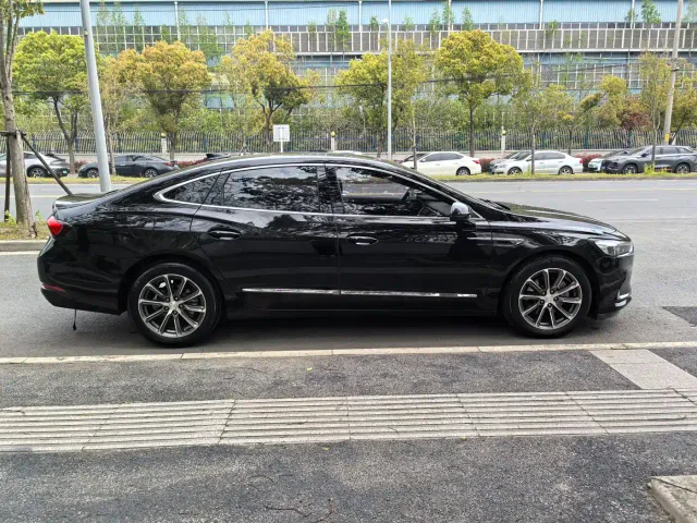 Buick LaCrosse — Фото автомобиля 8