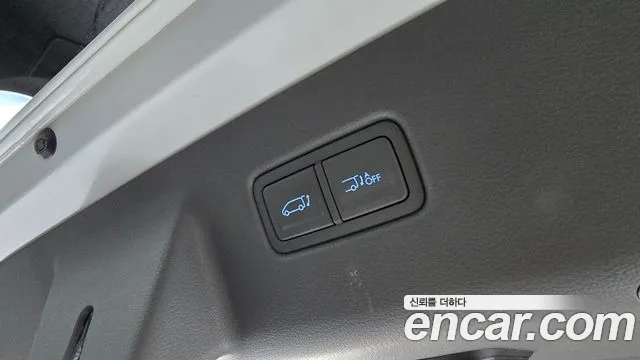 Hyundai Staria Staria — Фото автомобиля 30