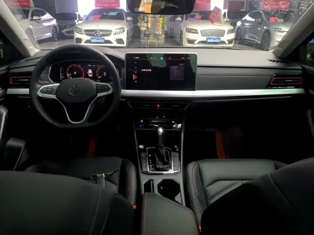 Volkswagen Lavida 2024 Model 300TSI DSG Starlight Leading Edition — Фото автомобиля 9