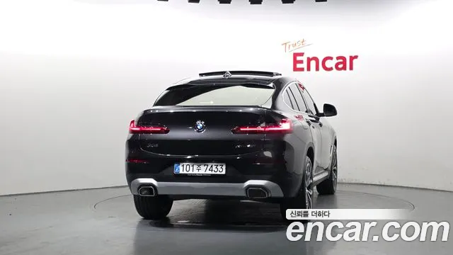 BMW X4 — Фото автомобиля 4