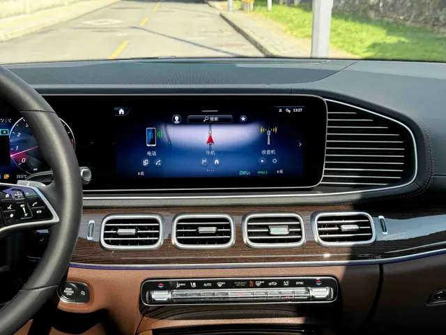 Mercedes-Benz GLE-Class — Фото автомобиля 14