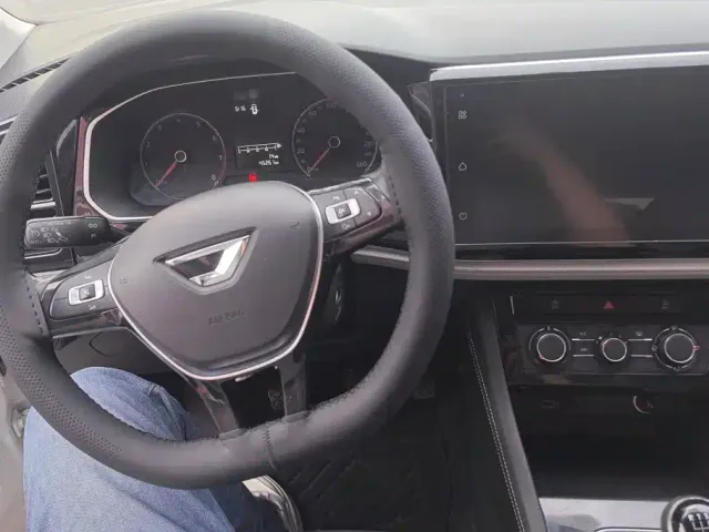Jetta VS5 — Фото автомобиля 12