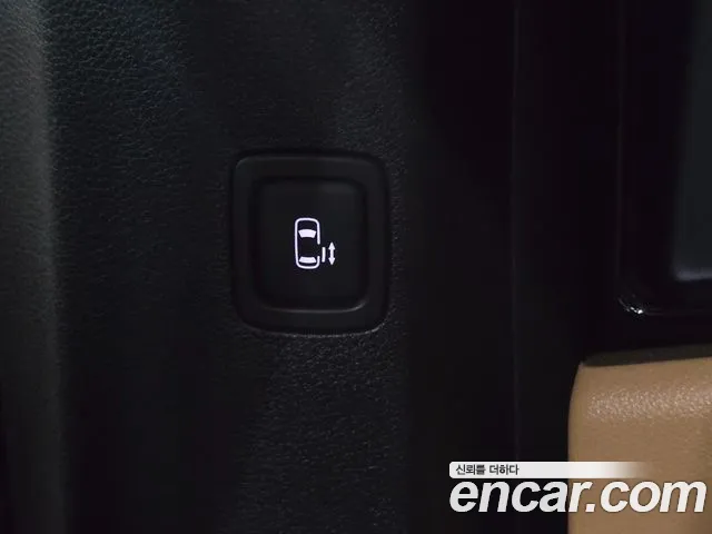 Kia Canival Carnival 4 поколение Бензин 9 мест Noblesse — Фото автомобиля 17