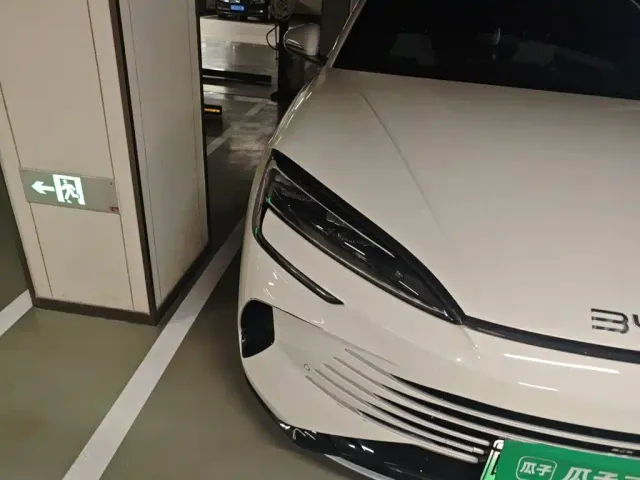 BYD Seal 07 DM-i — Фото автомобиля 7