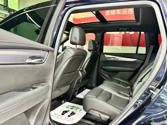 Cadillac XT6 — Фото автомобиля 9