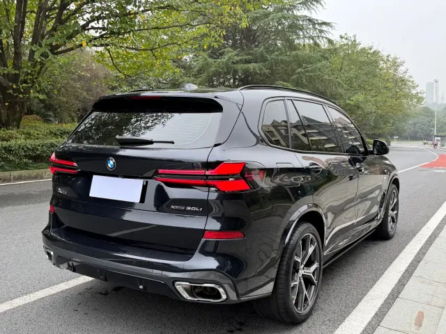 BMW X5 — Фото автомобиля 6