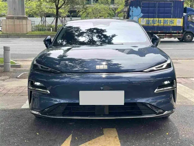 Geely Galaxy Xingyao 8 — Фото автомобиля 2