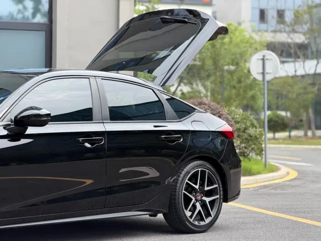 Honda Civic — Фото автомобиля 8