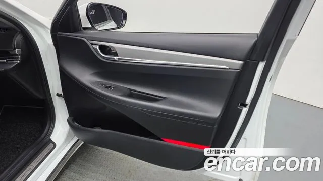 Hyundai Grandeur Новый Grandeur IG 3.0 LPi (Такси) — Фото автомобиля 24