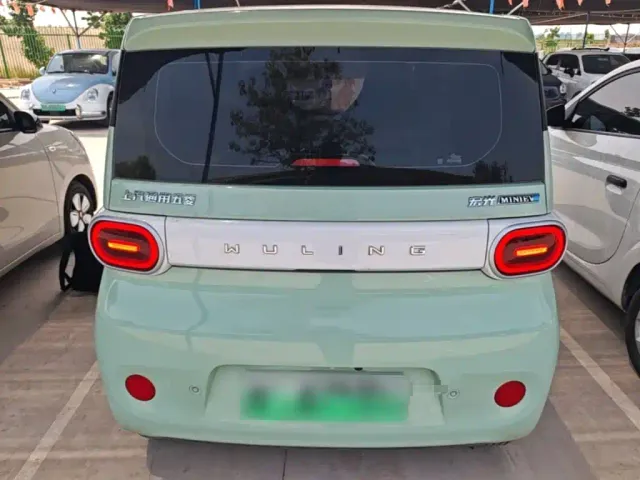 Wuling Hongguang Mini EV — Фото автомобиля 5