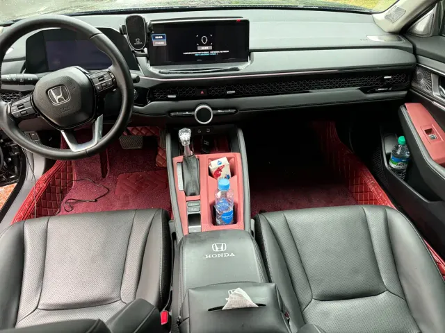 Honda Accord — Фото автомобиля 6