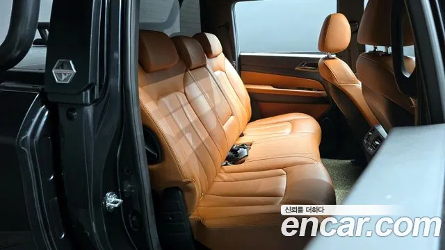 KG_Mobility_Ssangyong Rexton — Фото автомобиля 12