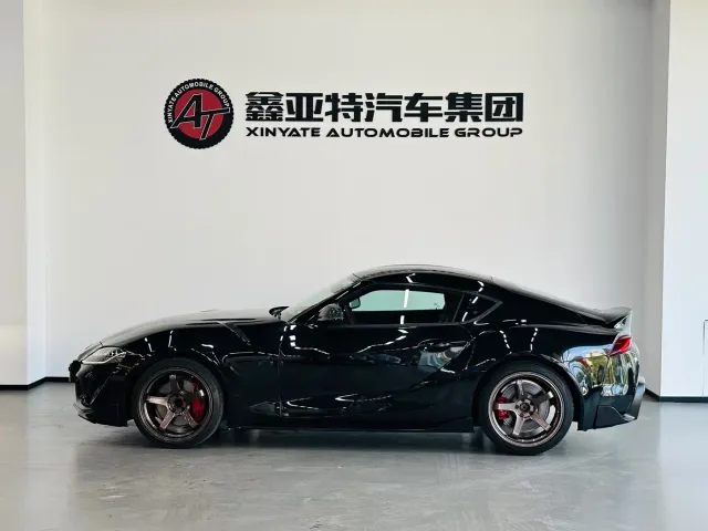 Toyota Supra — Фото автомобиля 4